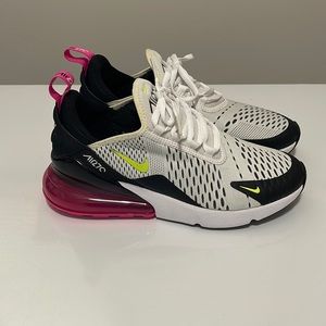 Nike Air270, New never used, I don’t have the box. Size US 5.5Y.